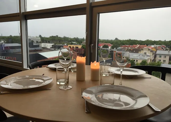 View Apartment, Free Parking *